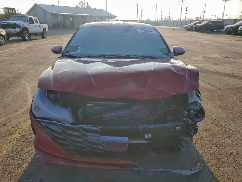 2021 HYUNDAI ELANTRA SE  