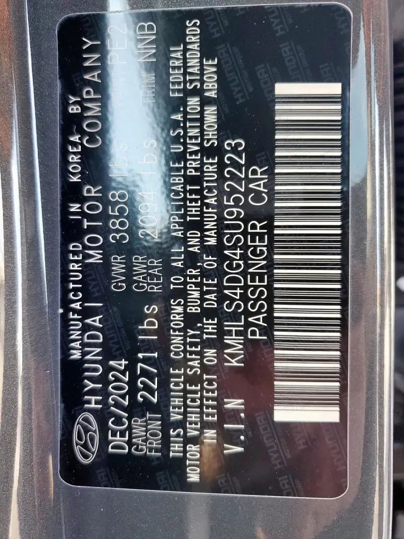 2025 HYUNDAI ELANTRA SEL