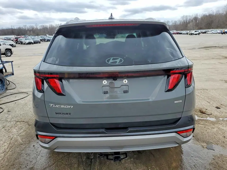 2025 HYUNDAI TUCSON SEL  