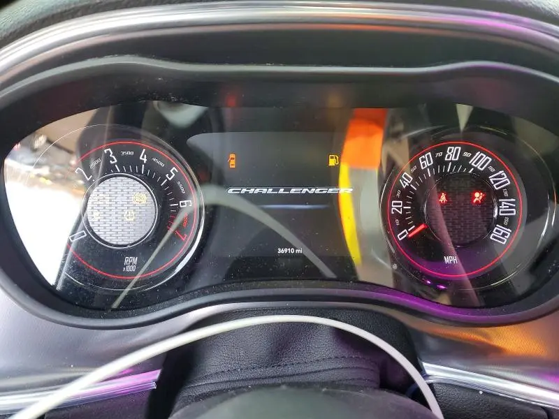 2021 DODGE CHALLENGER SXT  