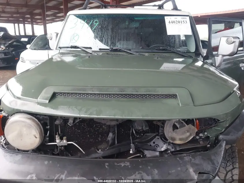 2014 TOYOTA FJ CRUISER  