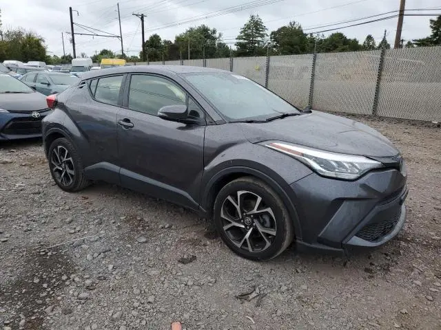 2021 TOYOTA C-HR XLE