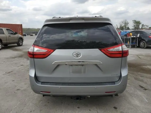 2015 TOYOTA SIENNA XLE  