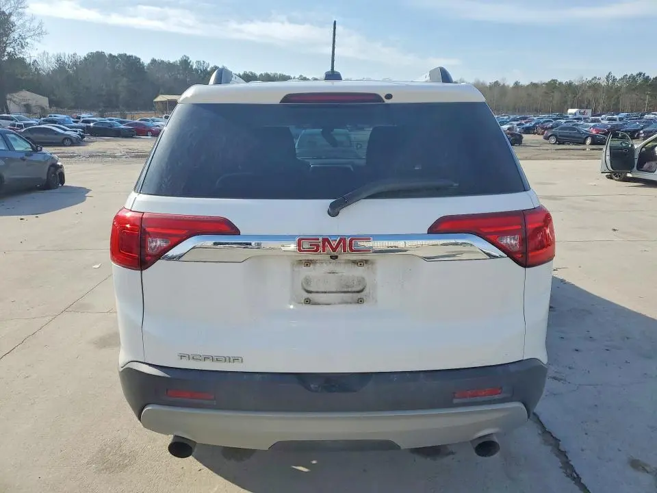 2017 GMC ACADIA SLT-1  