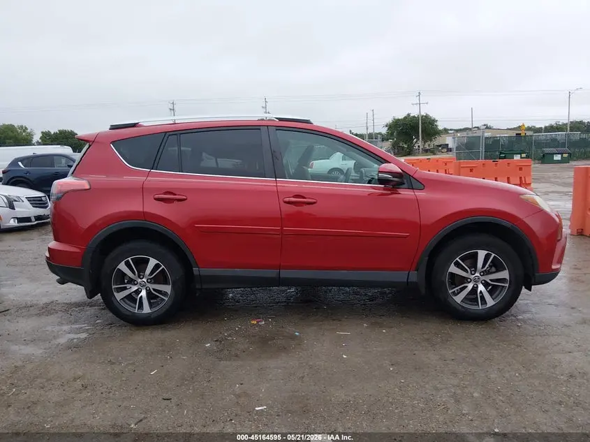 2016 TOYOTA RAV4 XLE