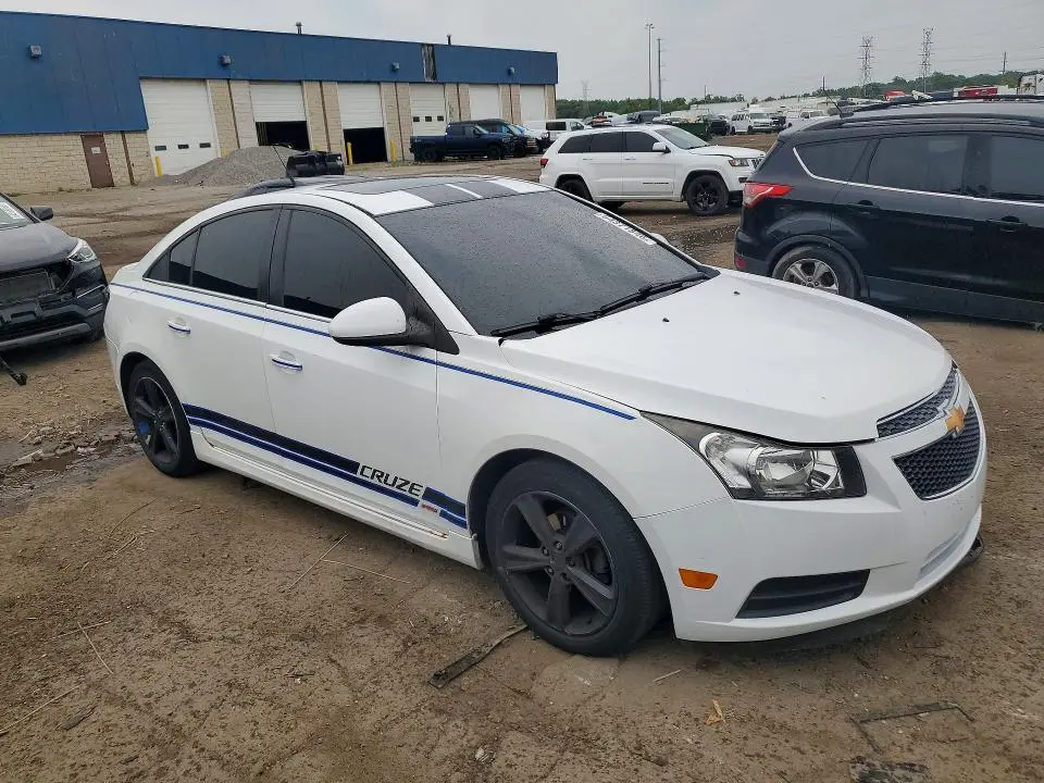 2013 CHEVROLET CRUZE LT  