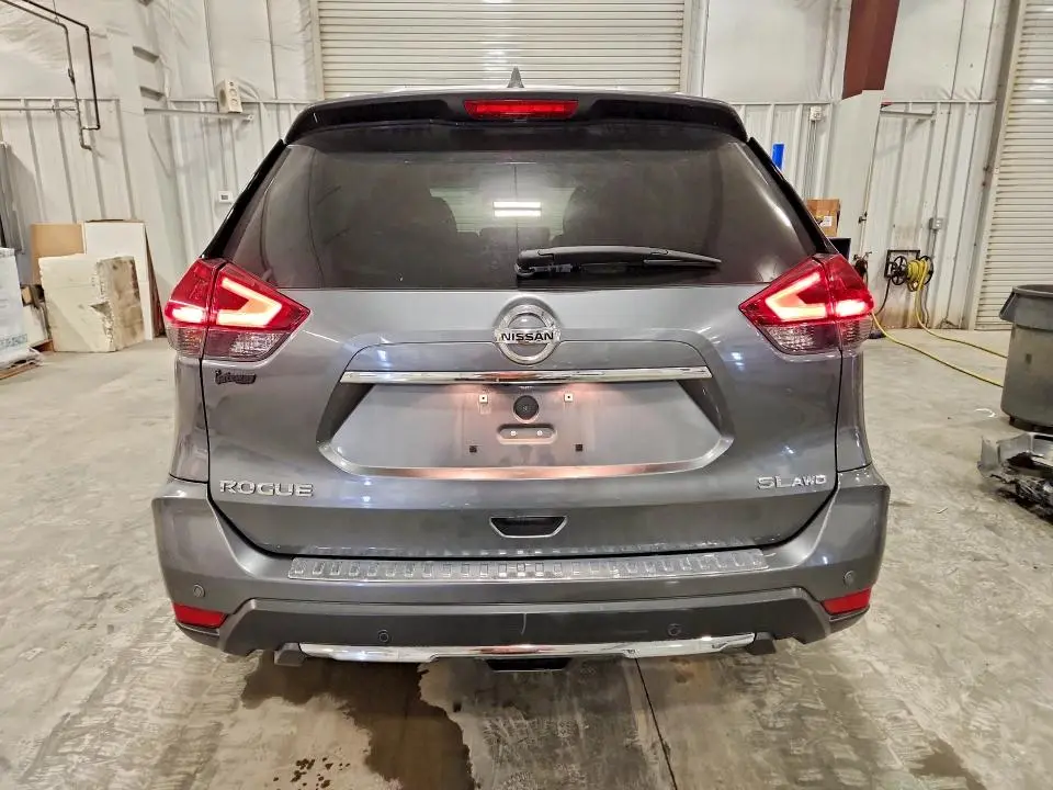 2020 NISSAN ROGUE SL  