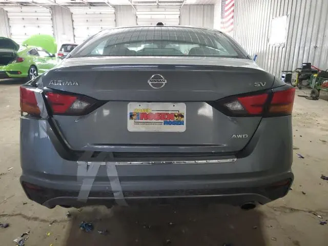 2022 NISSAN ALTIMA SV  