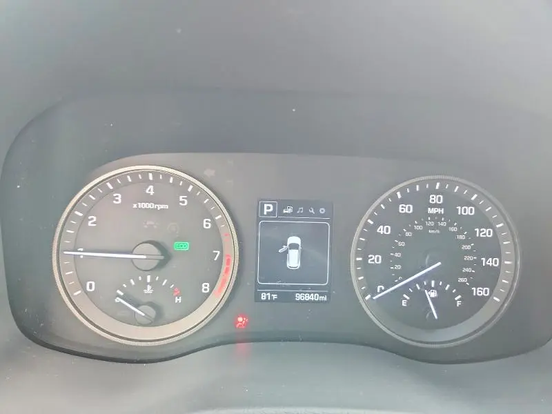 2016 HYUNDAI TUCSON SE  