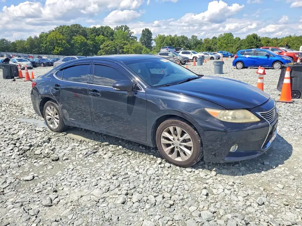 2013 LEXUS ES 300H  