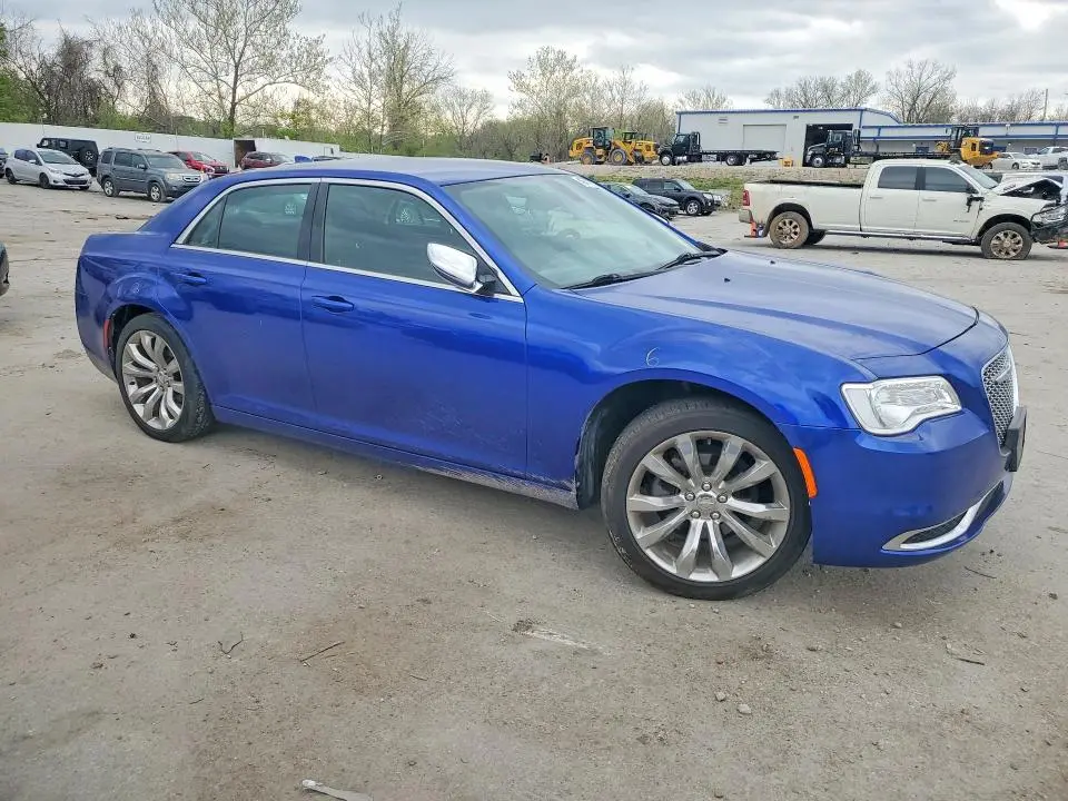 2019 CHRYSLER 300 TOURING  