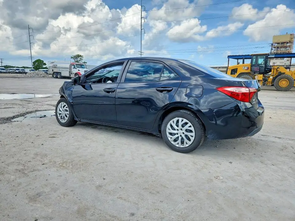 2018 TOYOTA COROLLA LE  