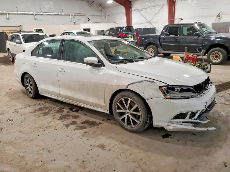 2017 VOLKSWAGEN JETTA SE  