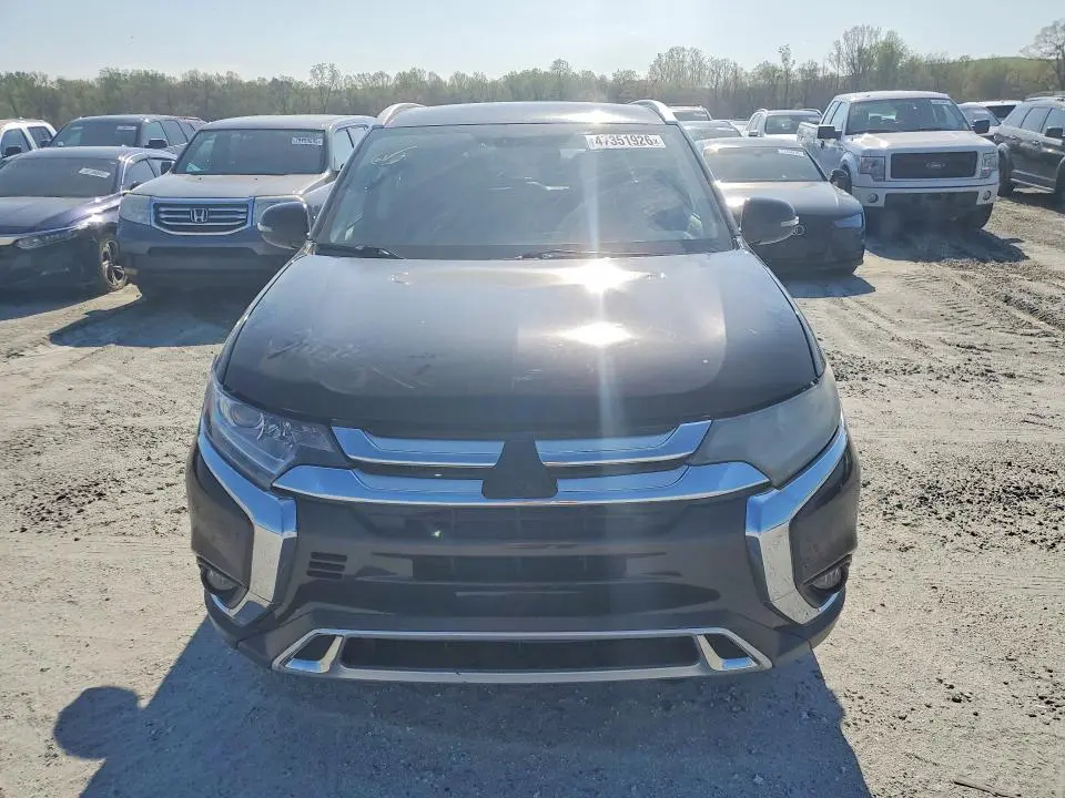 2019 MITSUBISHI OUTLANDER SE  