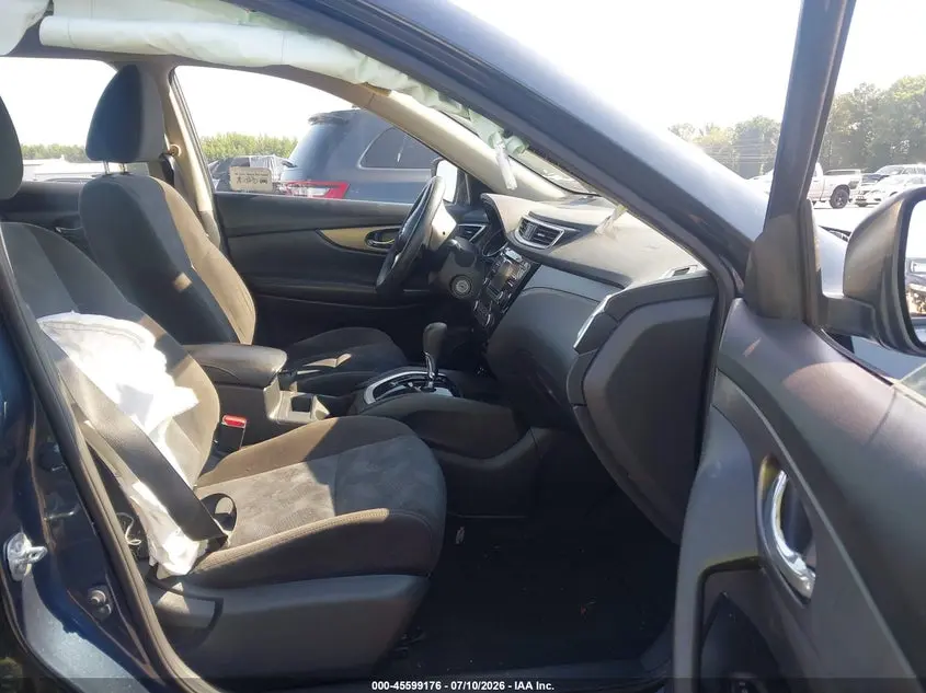2015 NISSAN ROGUE S