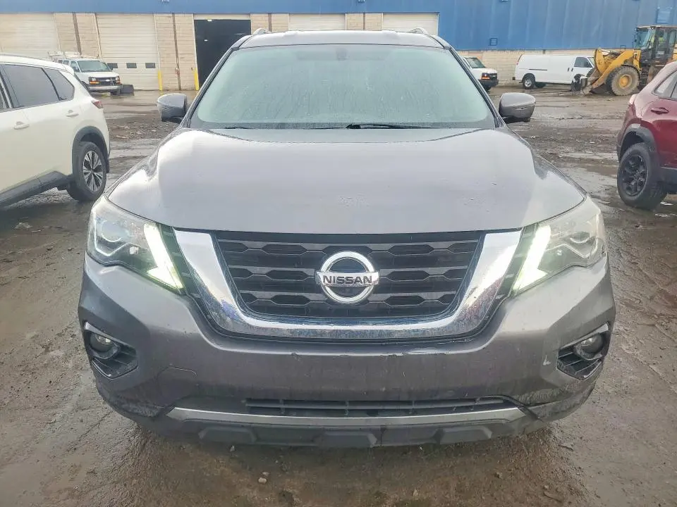 2018 NISSAN PATHFINDER SL  