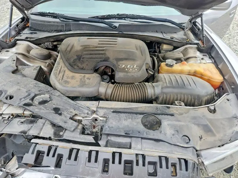 2013 DODGE CHARGER SE  