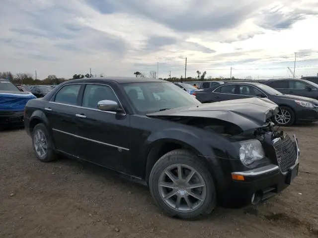 2010 CHRYSLER 300C   