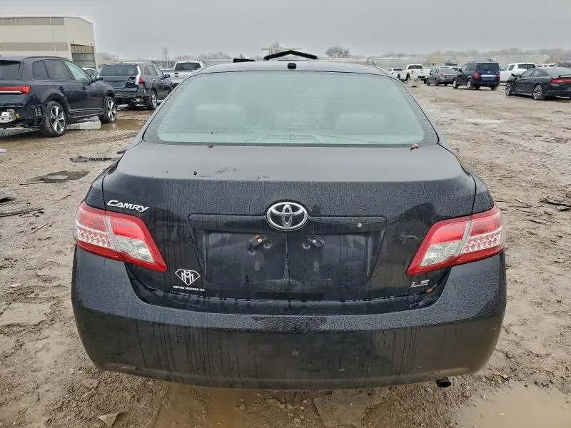 2011 TOYOTA CAMRY BASE  