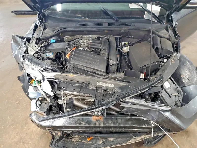 2017 VOLKSWAGEN JETTA SE  