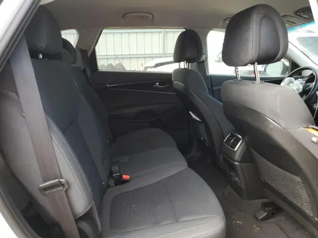 2016 KIA SORENTO LX  