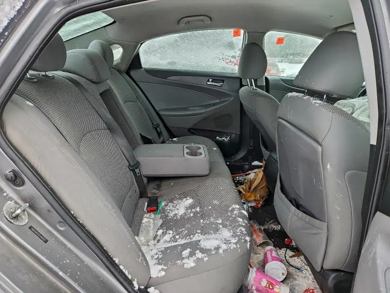 2012 HYUNDAI SONATA GLS  