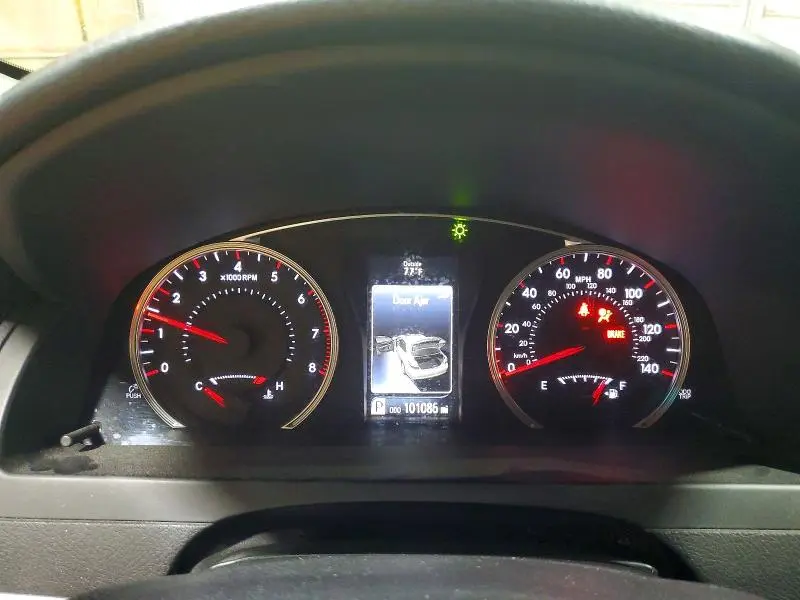 2015 TOYOTA CAMRY XSE  