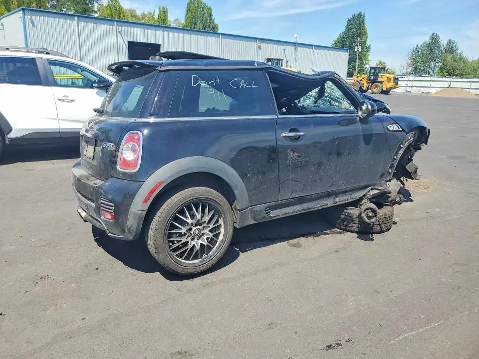 2012 MINI COOPER S  