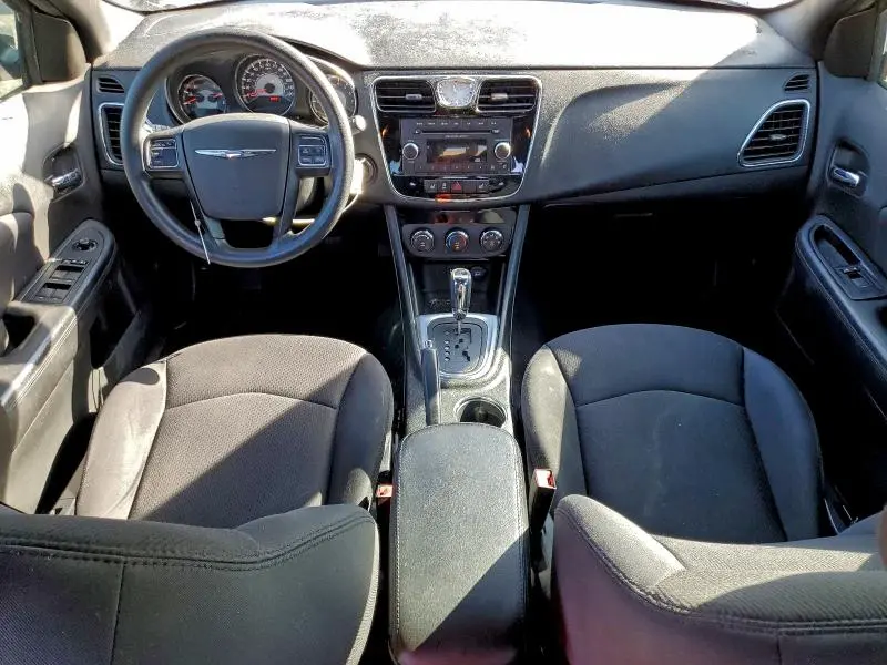 2013 CHRYSLER 200 LX  