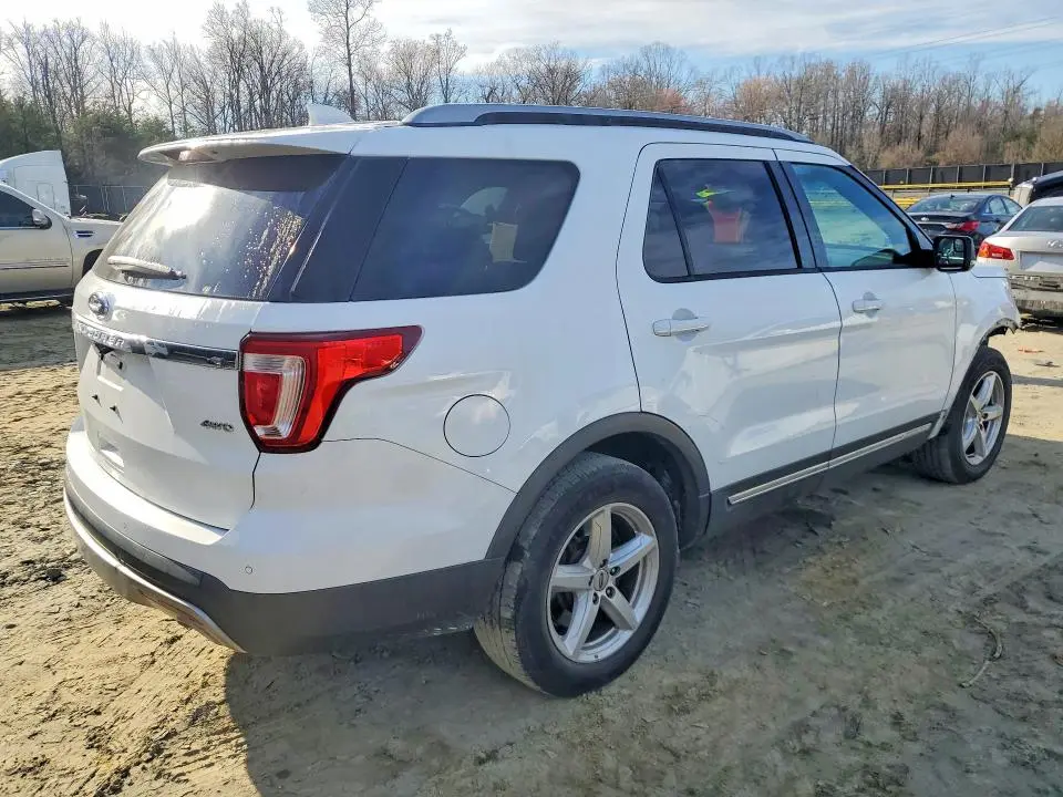 2016 FORD EXPLORER XLT  