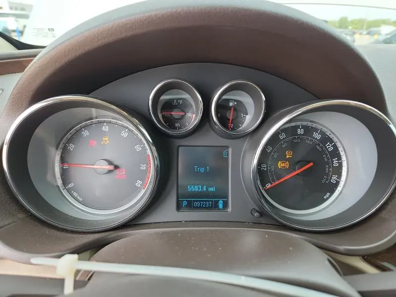 2011 BUICK REGAL CXL  