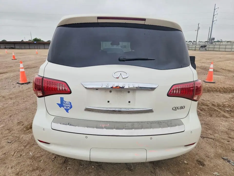 2016 INFINITI QX80 BASE  