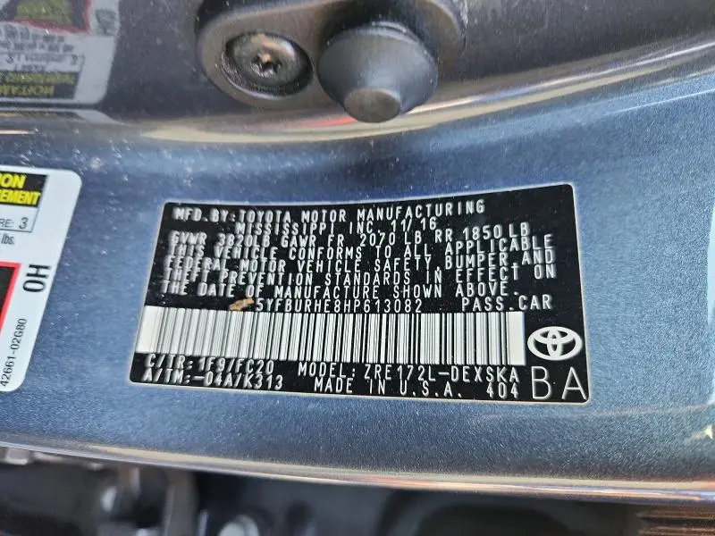 2017 TOYOTA COROLLA SE  
