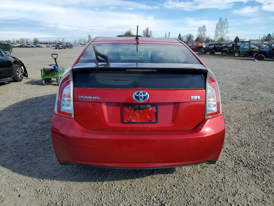 2013 TOYOTA PRIUS TWO  