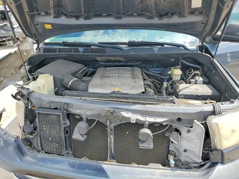 2010 TOYOTA TUNDRA CREWMAX SR5  