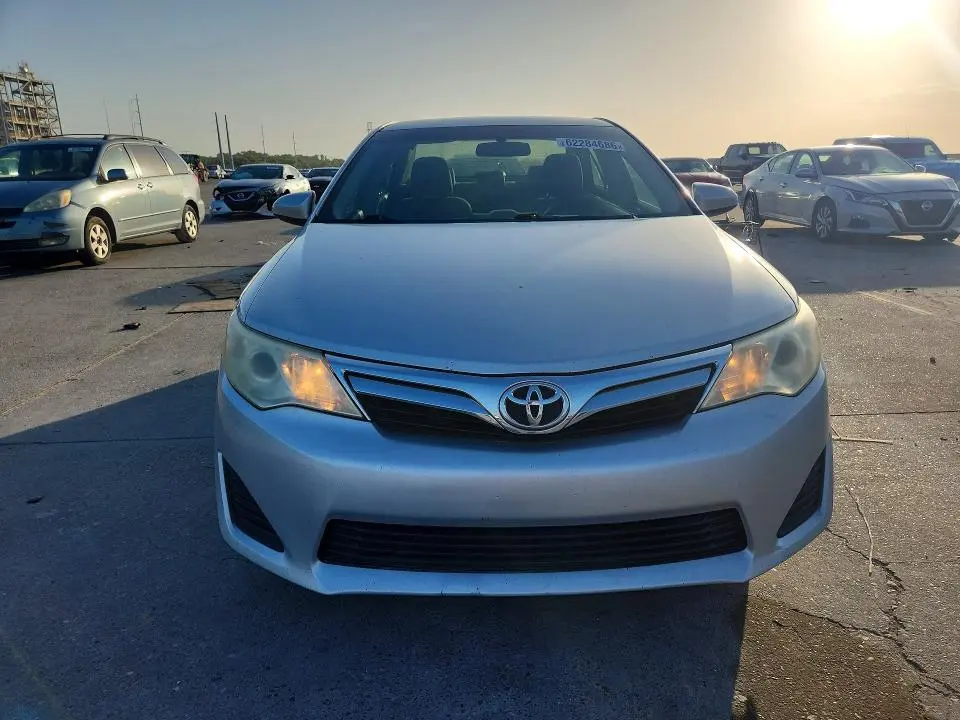 2012 TOYOTA CAMRY LE  