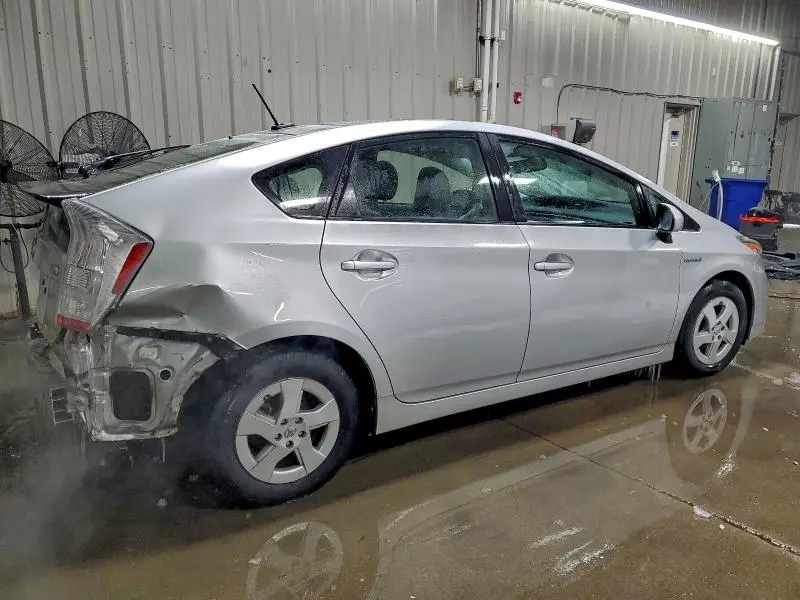 2010 TOYOTA PRIUS   
