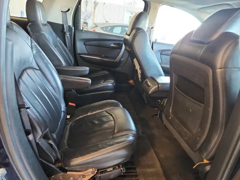 2011 GMC ACADIA SLT-2  