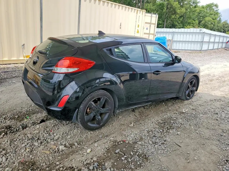 2013 HYUNDAI VELOSTER BASE  