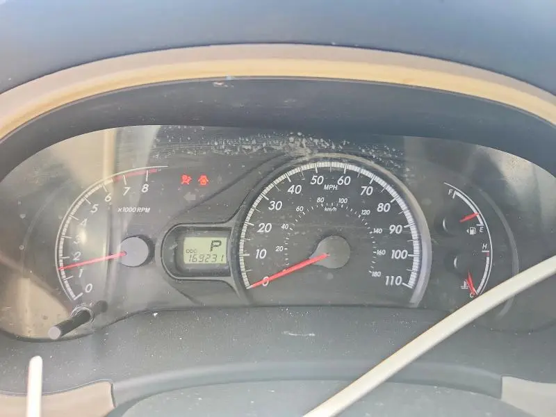 2013 TOYOTA SIENNA LE  