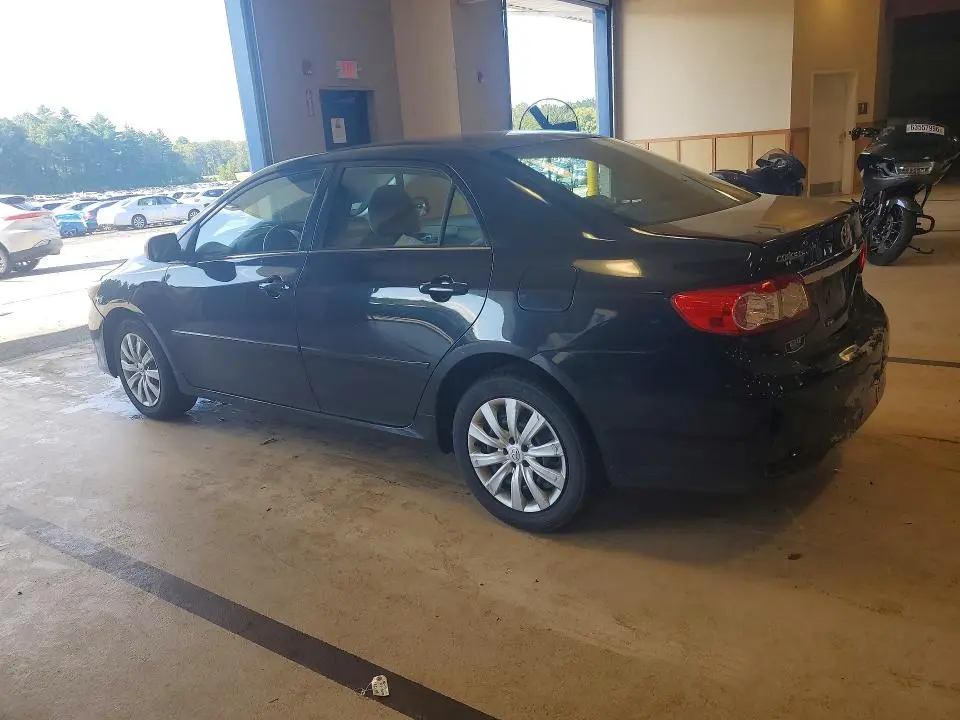 2013 TOYOTA COROLLA LE  