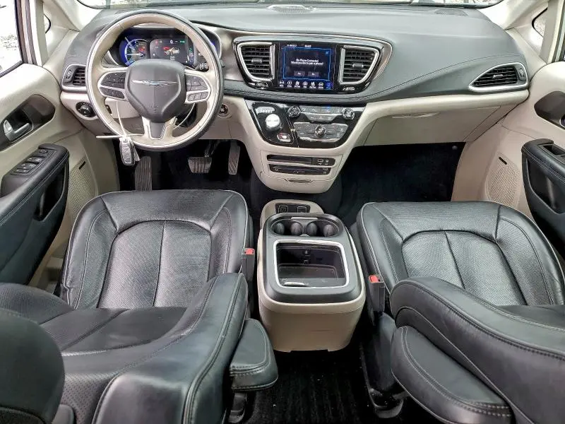 2018 CHRYSLER PACIFICA HYBRID LIMITED  