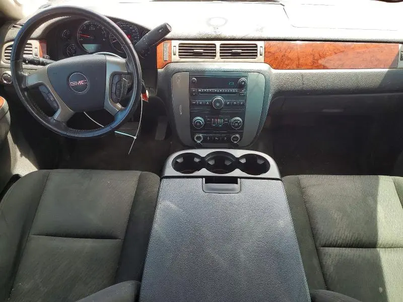 2014 GMC YUKON SLE  