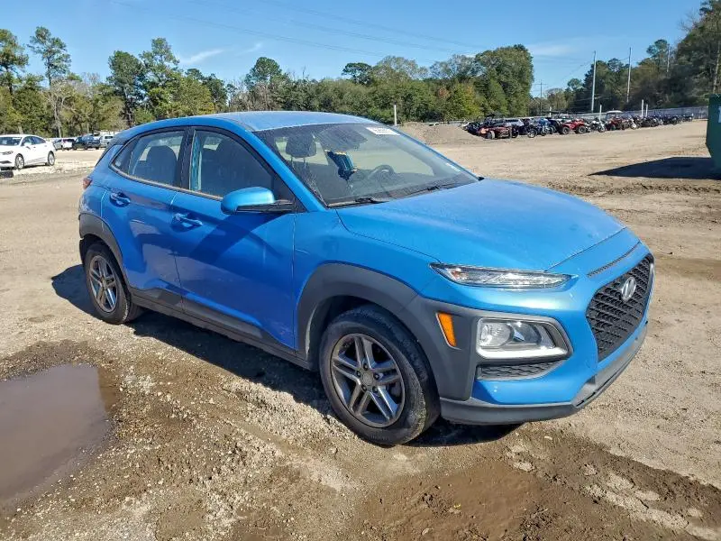 2020 HYUNDAI KONA SE  