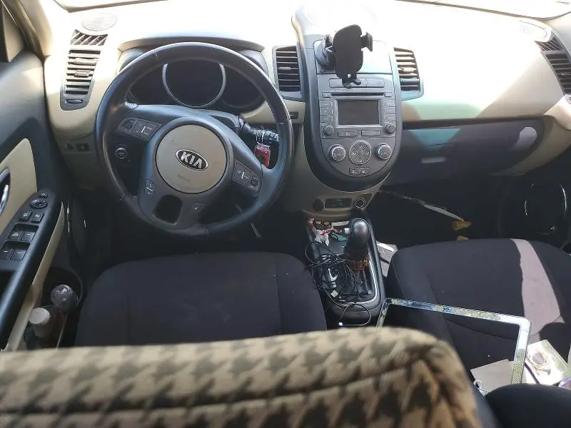 2013 KIA SOUL !  