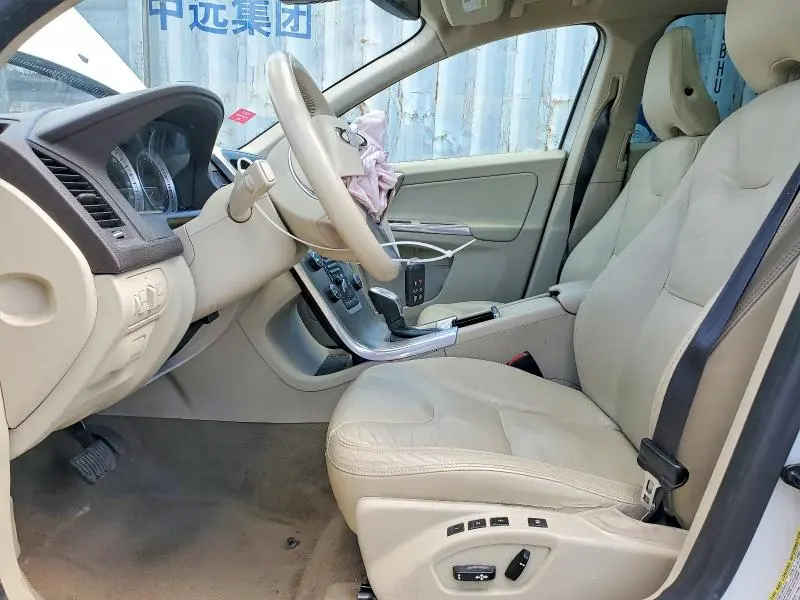 2013 VOLVO XC60 T6  