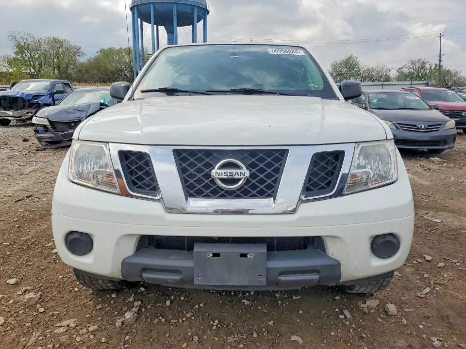 2018 NISSAN FRONTIER SV V6  