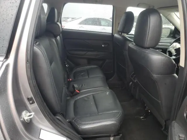 2019 MITSUBISHI OUTLANDER SE  