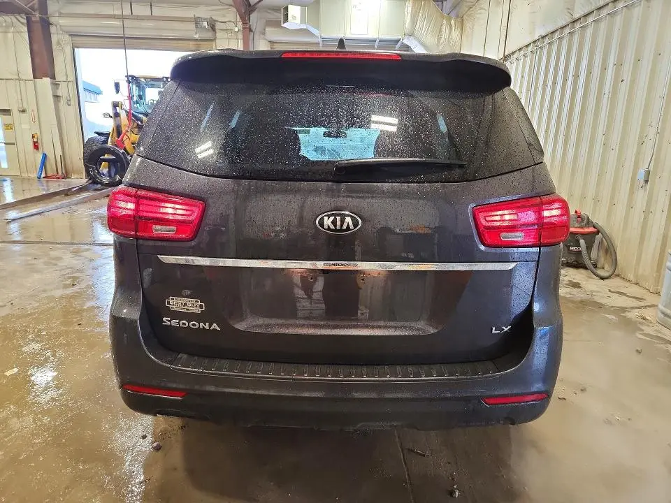2021 KIA SEDONA LX  