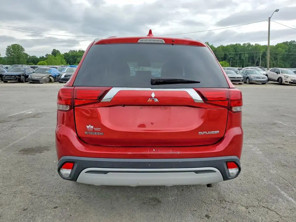 2019 MITSUBISHI OUTLANDER SE  